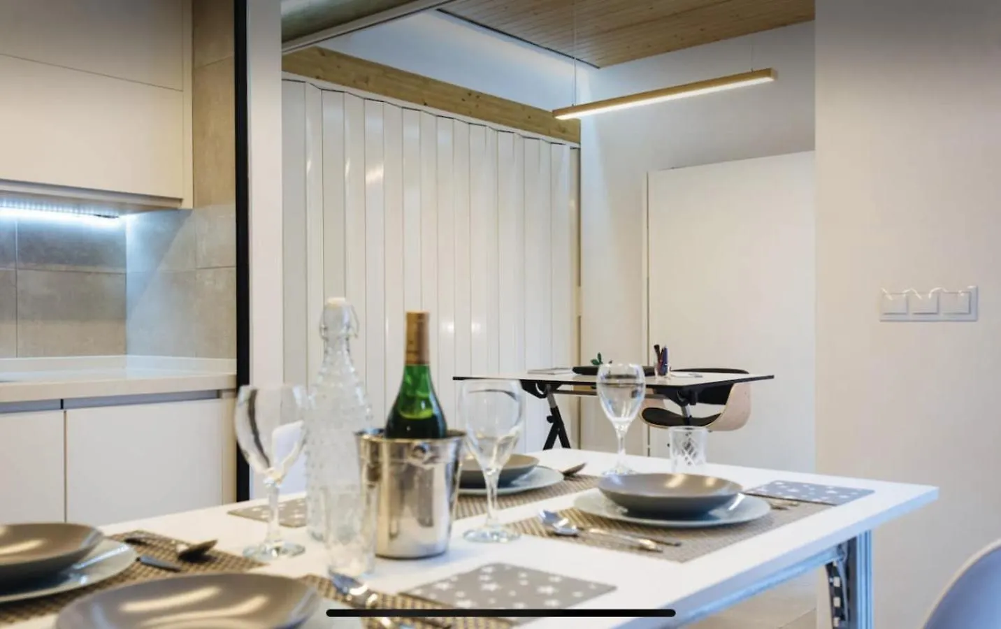 Lujoso Loft Con Piscina Y Espacio Office Apartment Seville